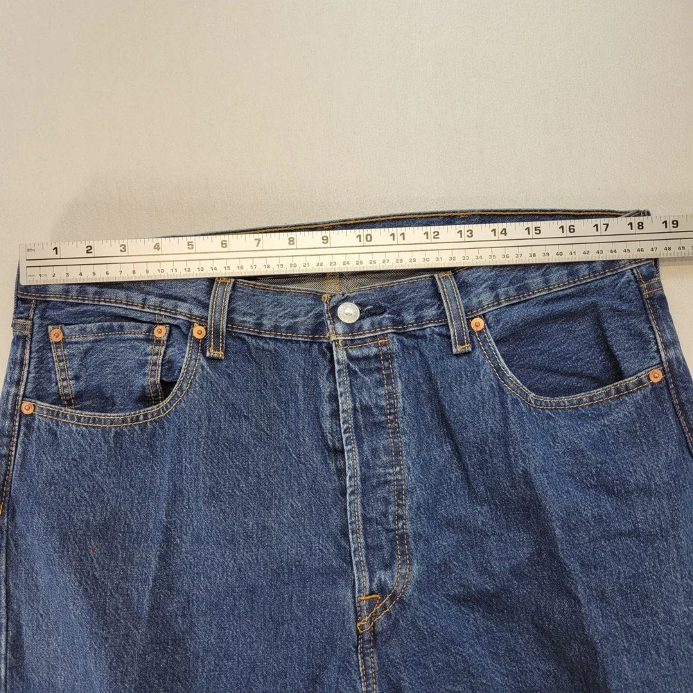 Levi's 501 Original Fit Jeans Mens 38x29 Blue Straight Leg Button Fly Denim